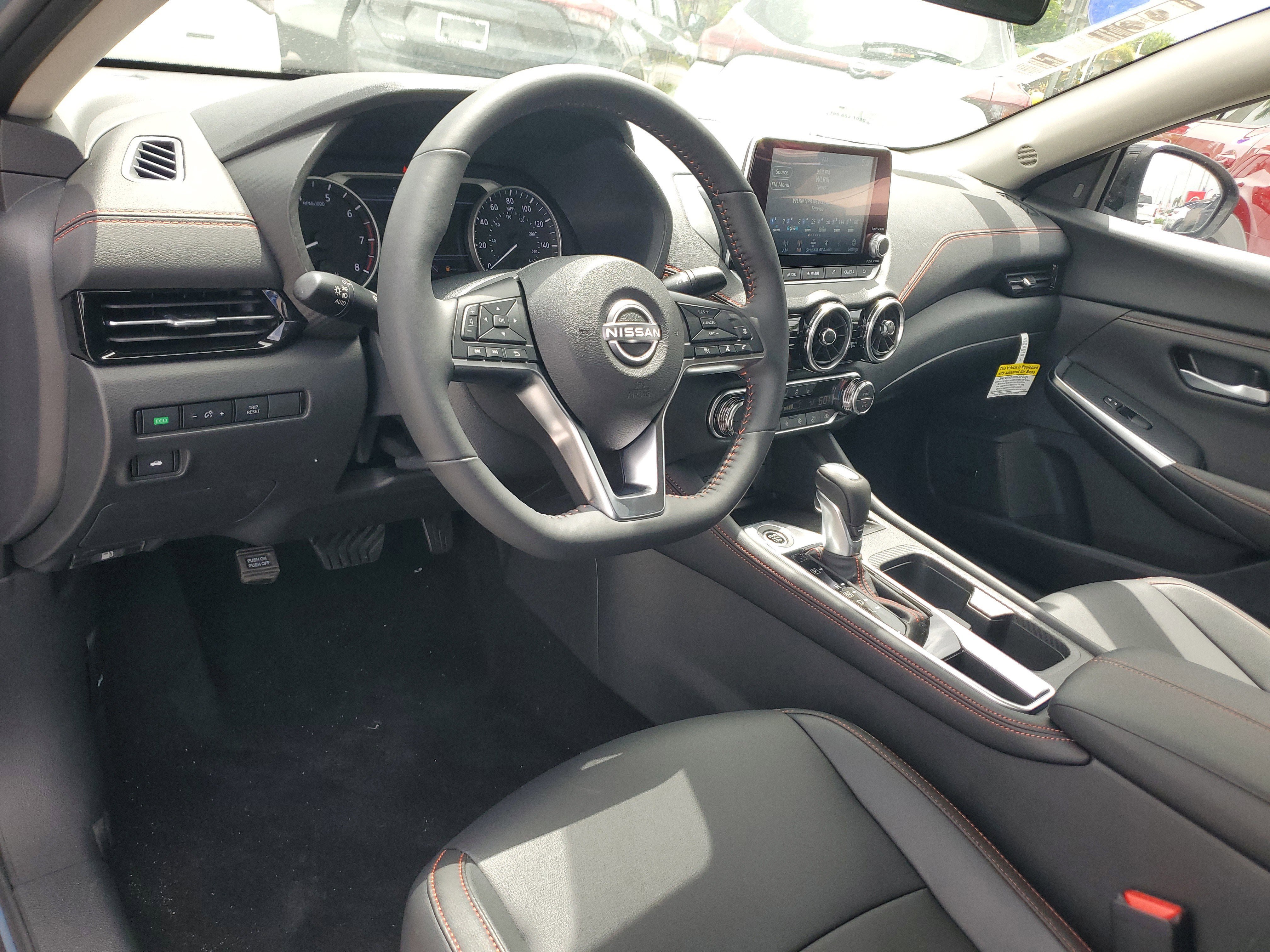New 2025 Nissan Sentra SR w/ SR Premium Package FWD image 10