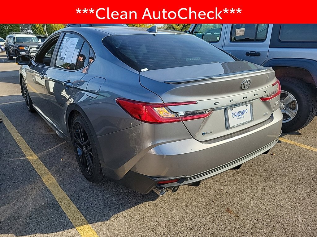 Used 2026 Toyota Camry SE w/ Convenience Package FWD image 4