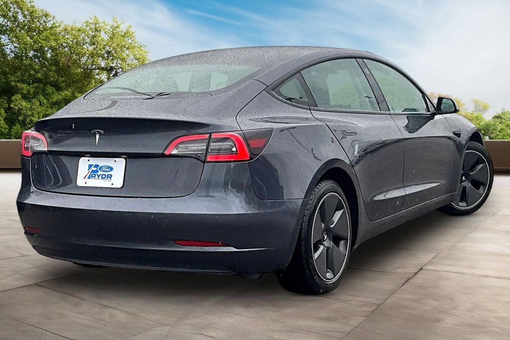 Used 2021 Tesla Model 3 Standard Range Plus RWD image 2