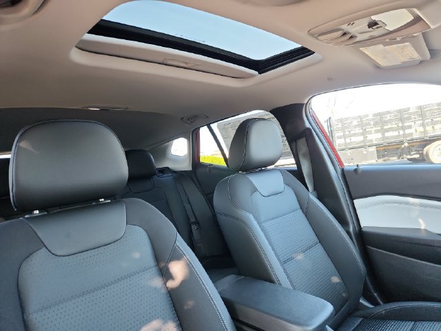 New 2026 Chevrolet Trax LT w/ Sunroof Package FWD image 14