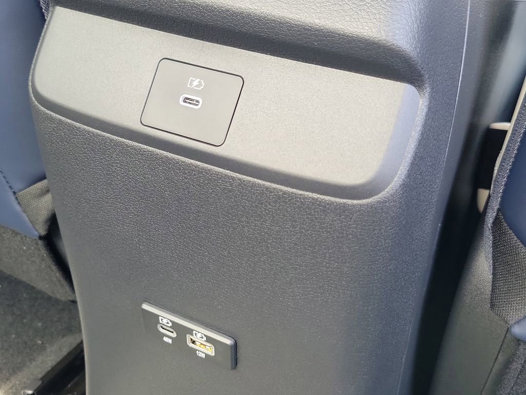 New 2026 Nissan Sentra SL w/ Floor Mat Package FWD image 15