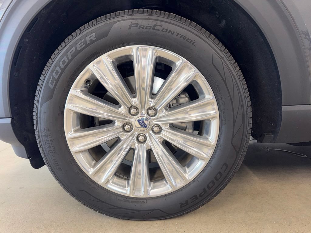 Certified 2020 Ford Explorer Limited w/ Hybrid Equipment Group 310A AWD/4WD image 11