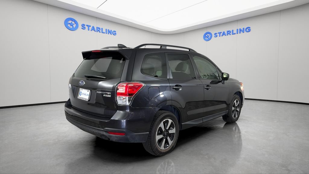 Used 2017 Subaru Forester 2.5i Premium w/ All-Weather Package AWD/4WD image 9