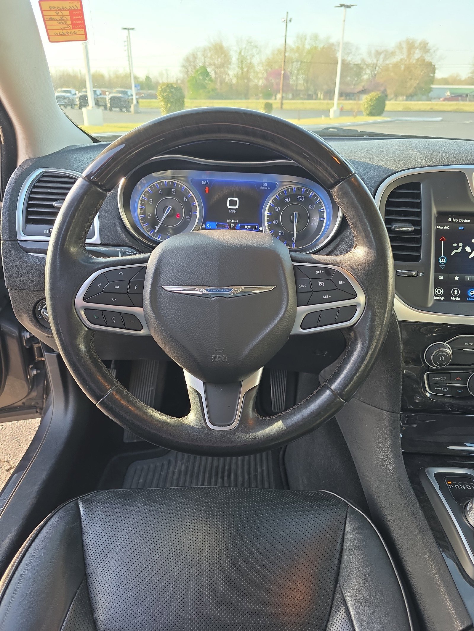 Used 2019 Chrysler 300 Limited image 24