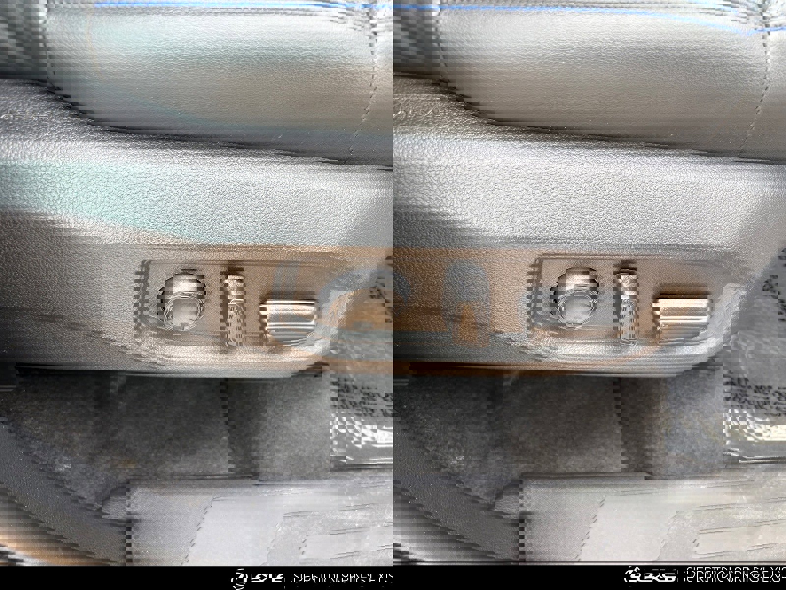 Used 2023 Toyota Tundra Platinum image 33