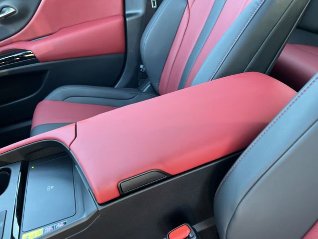 Certified 2025 Lexus ES 350 F Sport image 19