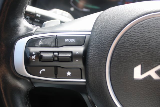 Used 2023 Kia Sportage EX image 11