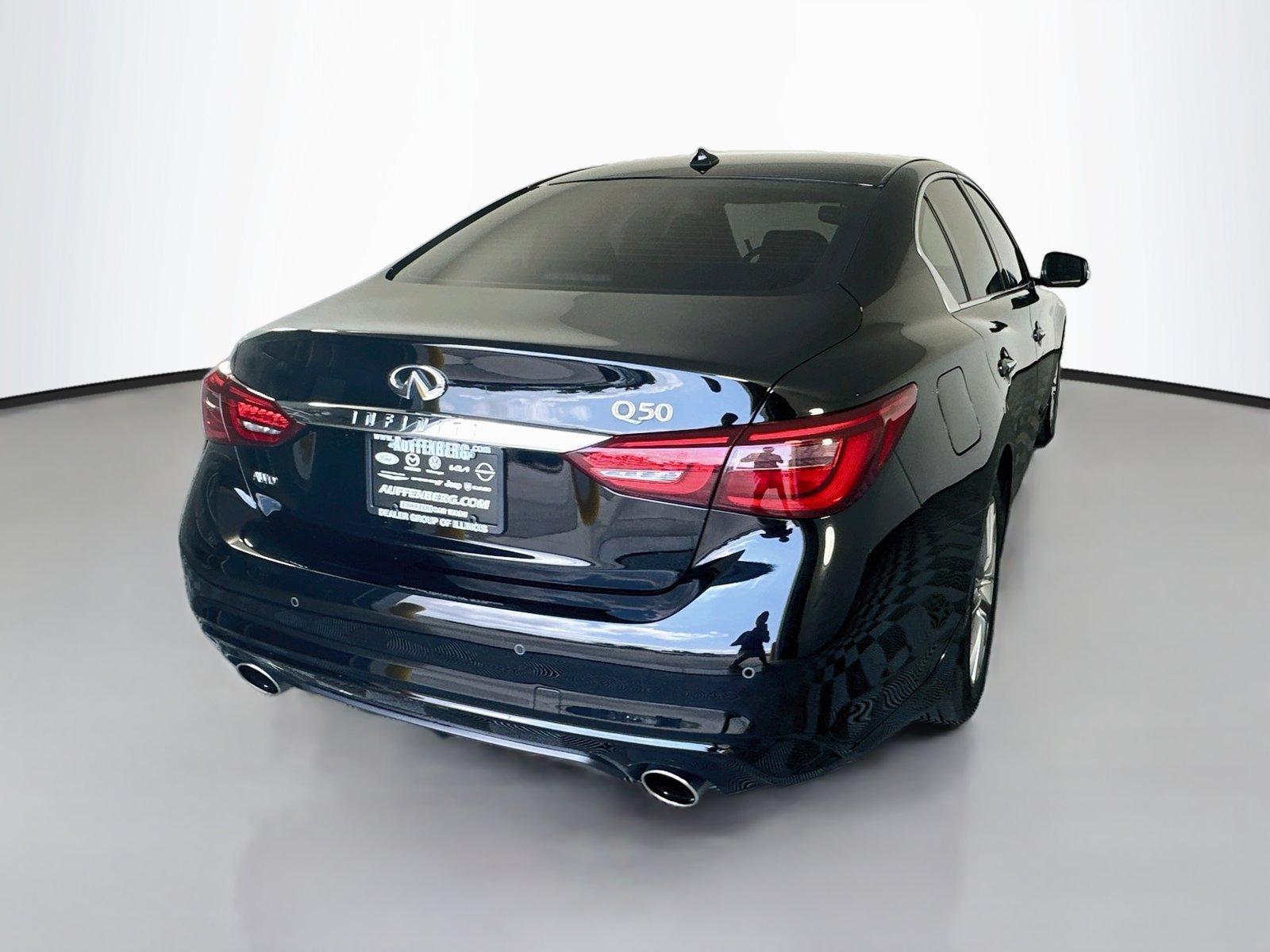 Used 2022 INFINITI Q50 Luxe w/ Cargo Package AWD/4WD image 7