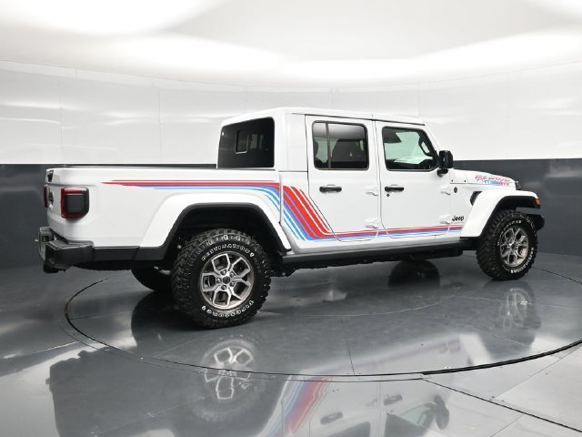 New 2026 Jeep Gladiator Sport AWD/4WD image 2