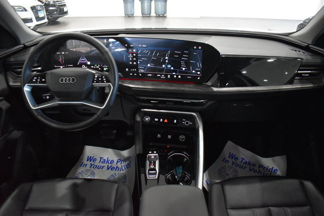 Used 2025 Audi Q5 Premium w/ Convenience Package AWD/4WD image 24