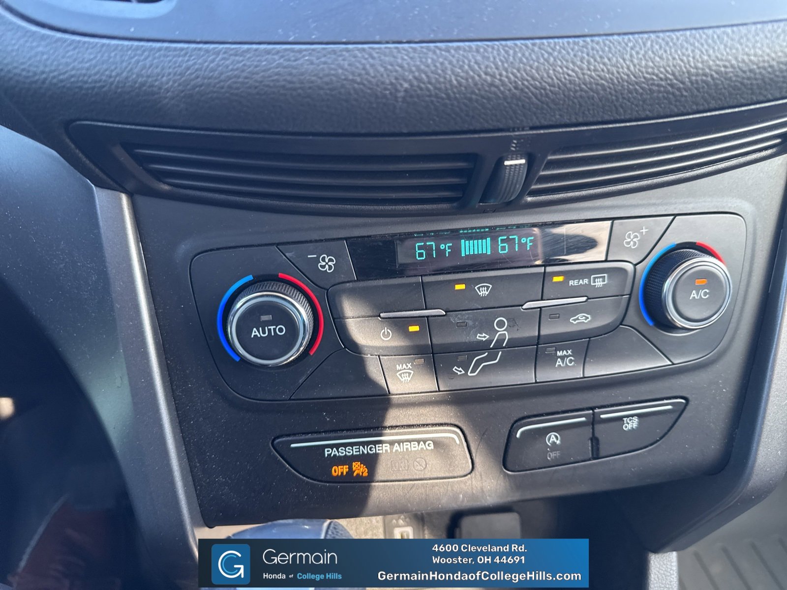 Used 2017 Ford Escape SE image 21