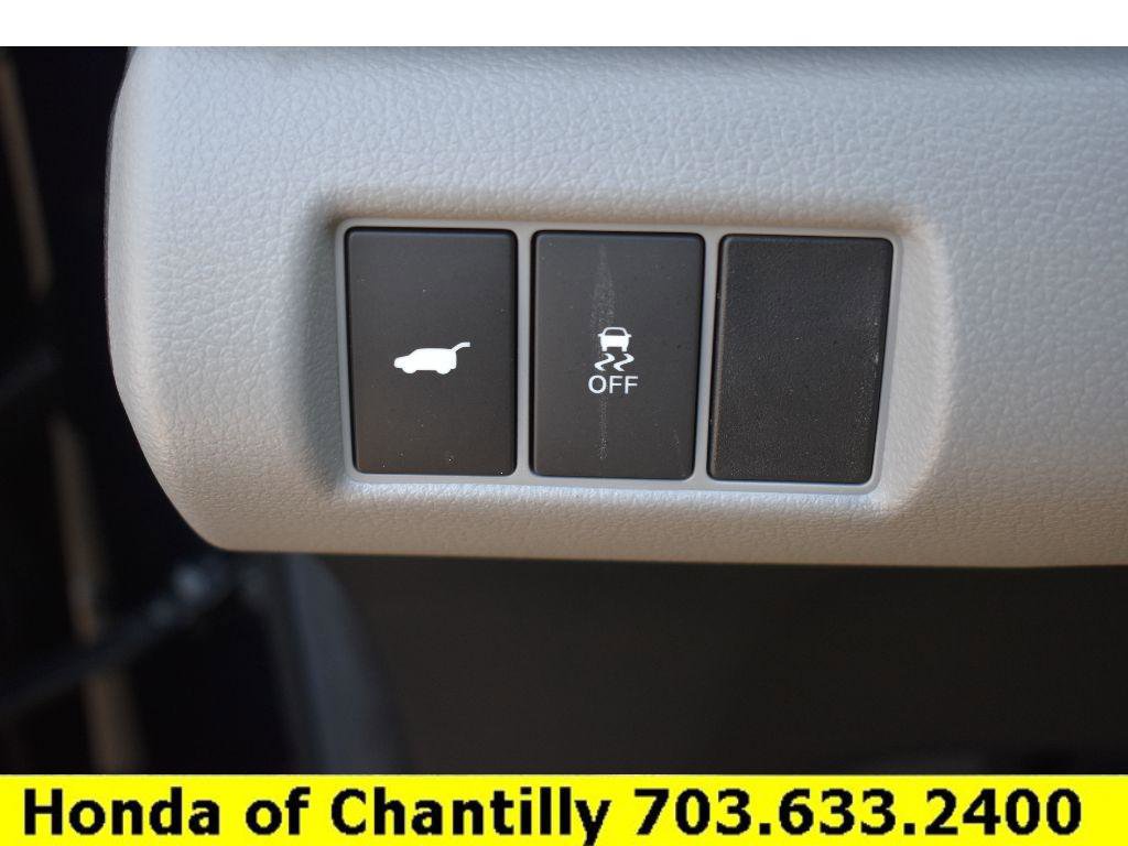 Used 2025 Honda Pilot Touring image 23