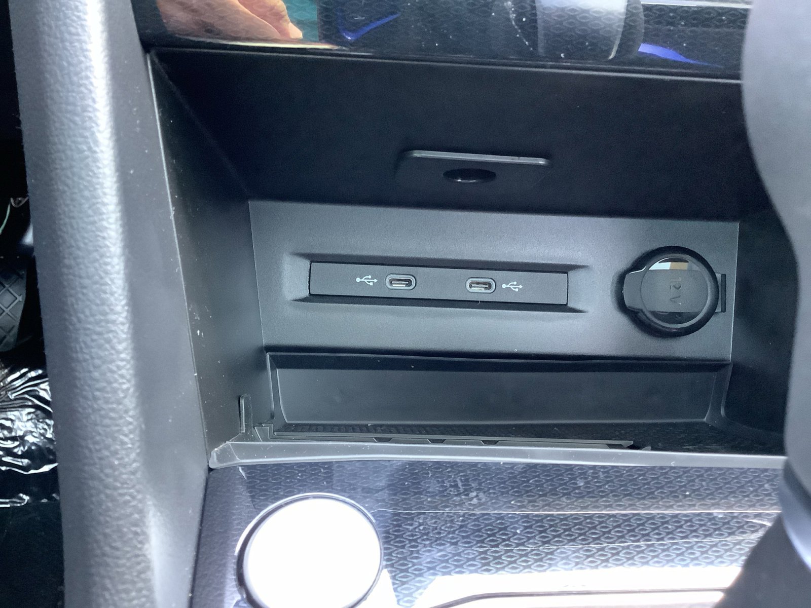 New 2026 Volkswagen Taos SE image 21