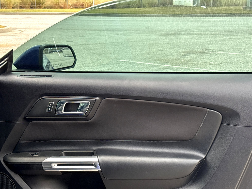 Used 2016 Ford Mustang GT image 10