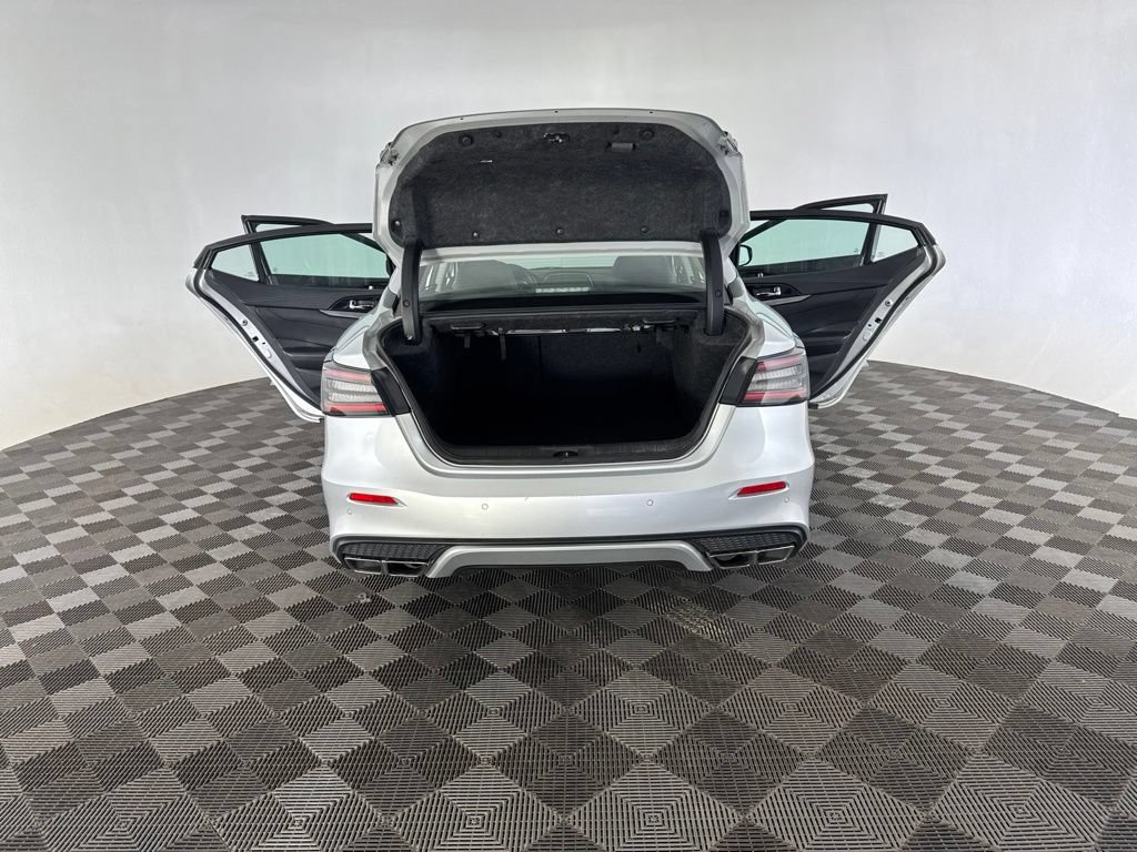 Used 2022 Nissan Maxima SV w/ Floor Mat Group FWD image 17