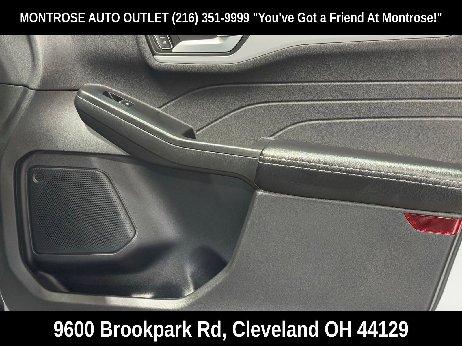 Used 2025 Ford Escape Platinum image 45