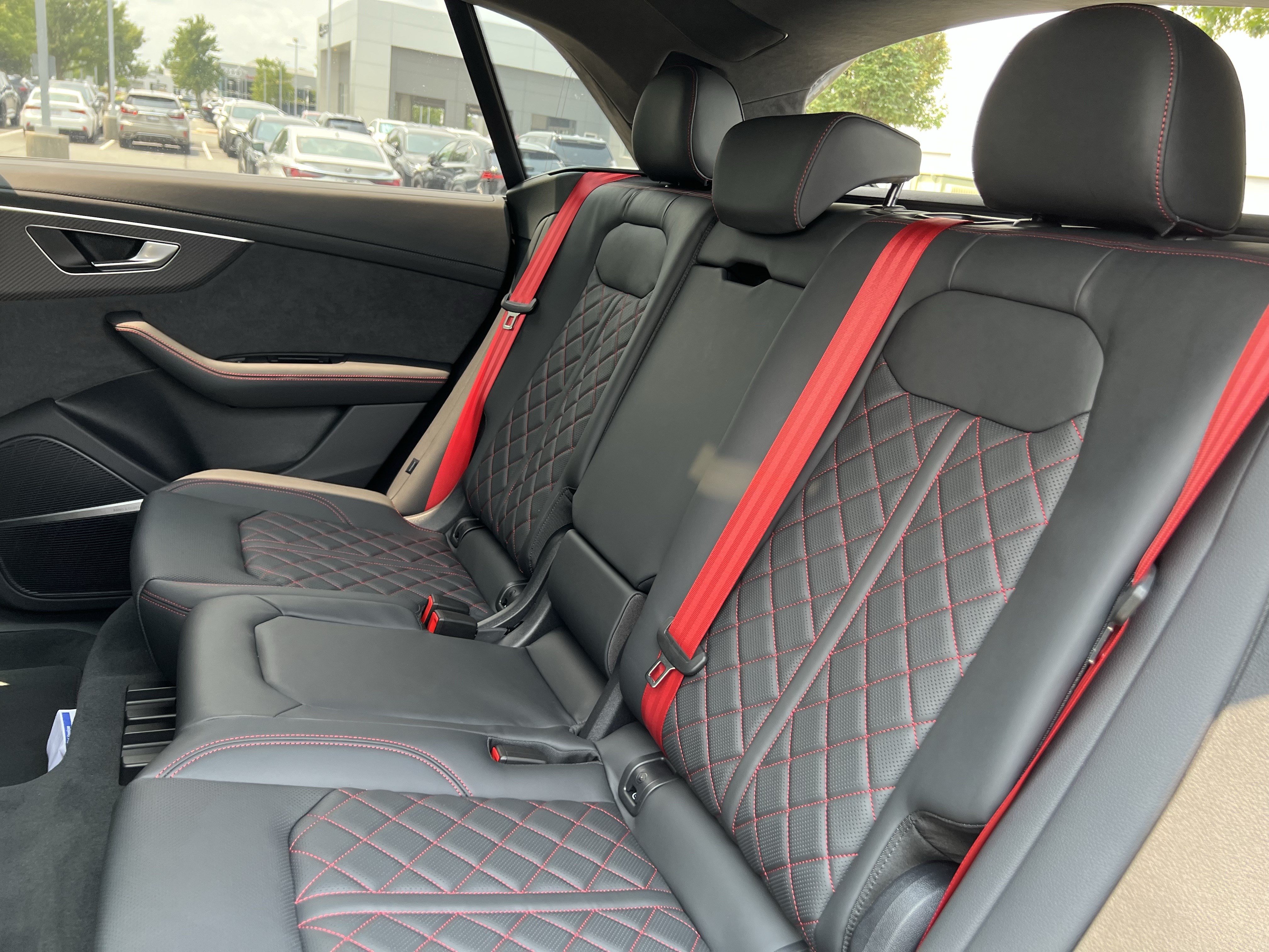 New 2026 Audi SQ8 Prestige AWD/4WD image 34