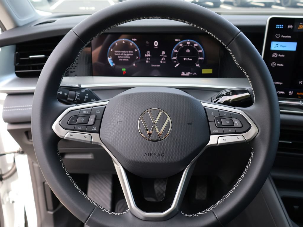 New 2026 Volkswagen Tiguan SE AWD/4WD image 30