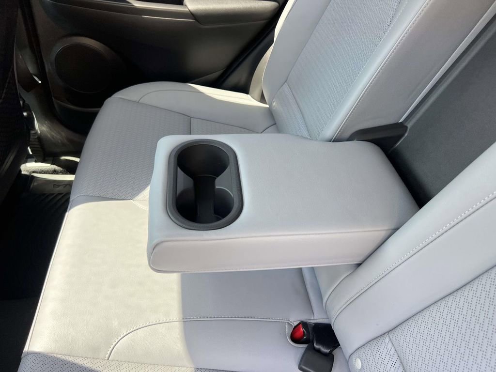 Used 2021 Hyundai Kona Ultimate AWD/4WD image 12