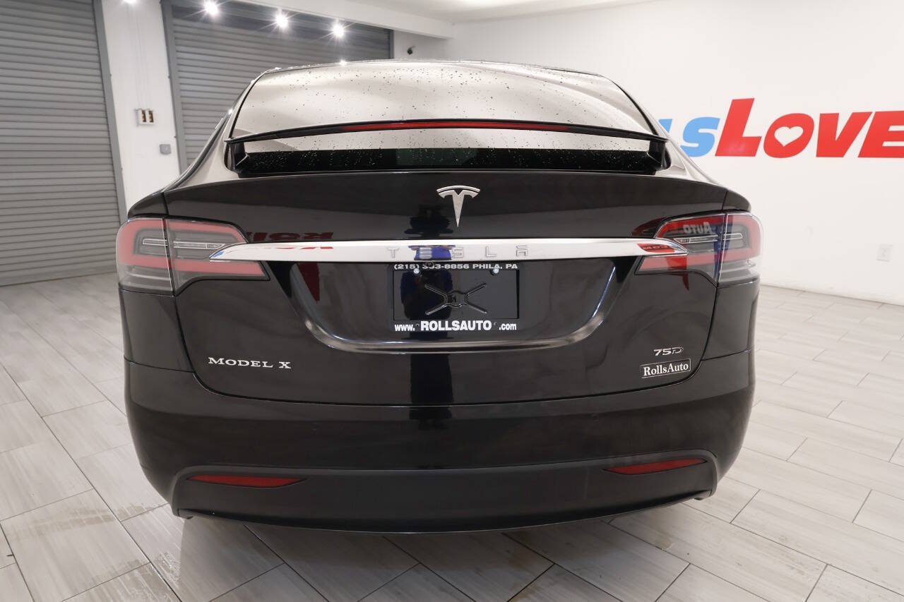 Used 2017 Tesla Model X 75D AWD/4WD image 4