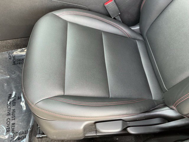 Used 2025 Chevrolet Trax RS w/ Driver Confidence Package FWD image 16