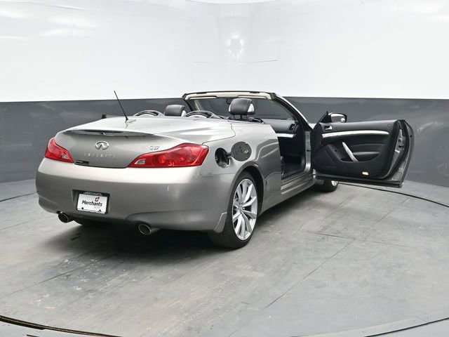 Used 2009 INFINITI G37 Convertible w/ Premium Pkg RWD image 40