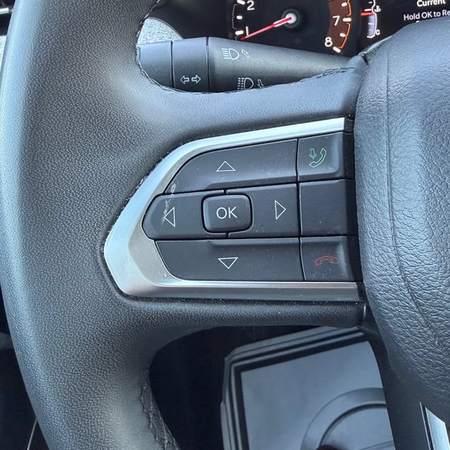 Used 2024 Jeep Compass Latitude AWD/4WD image 16