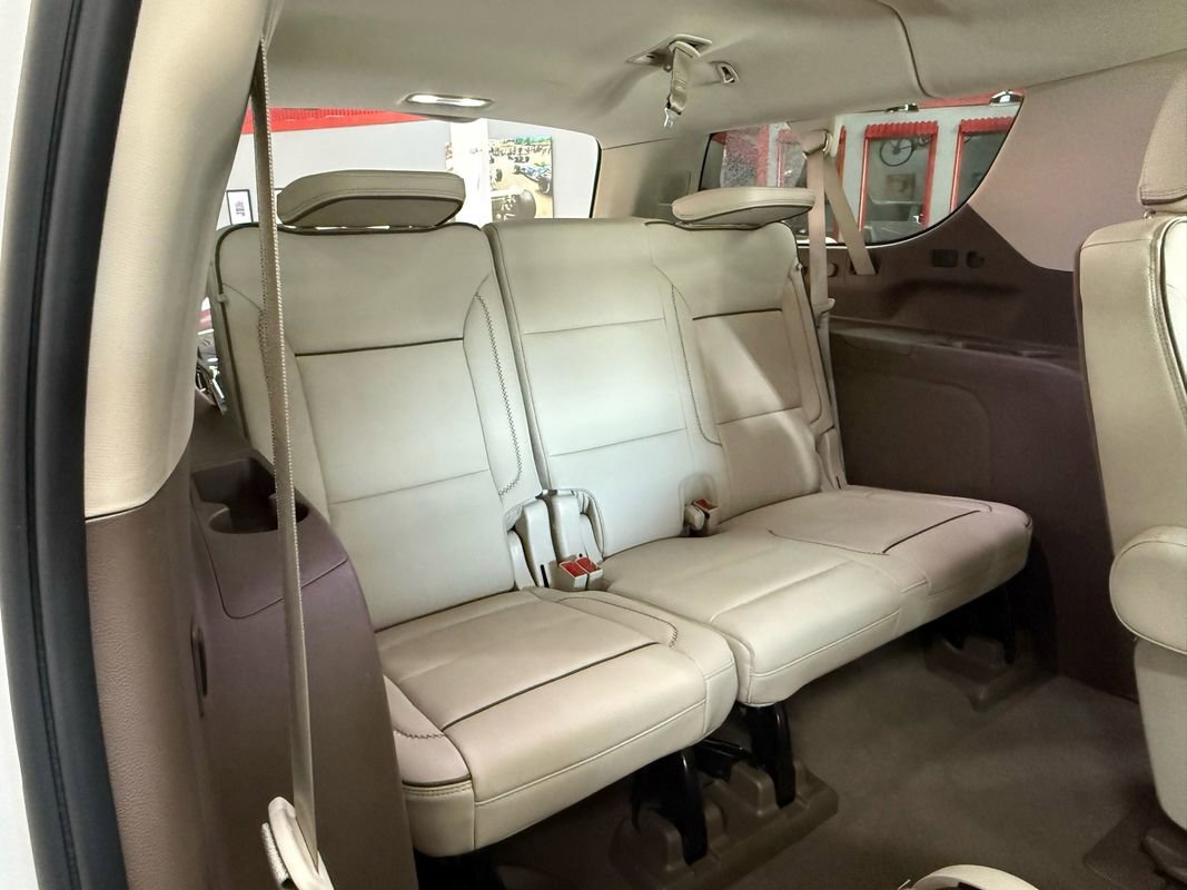 Used 2024 GMC Yukon XL Denali w/ Advanced Technology Package image 27