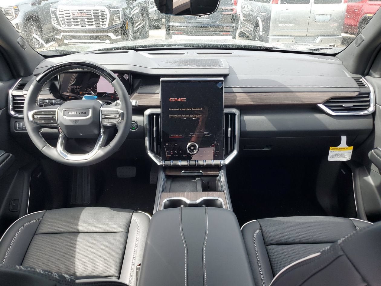 New 2026 GMC Acadia Denali w/ Super Cruise Package FWD image 12