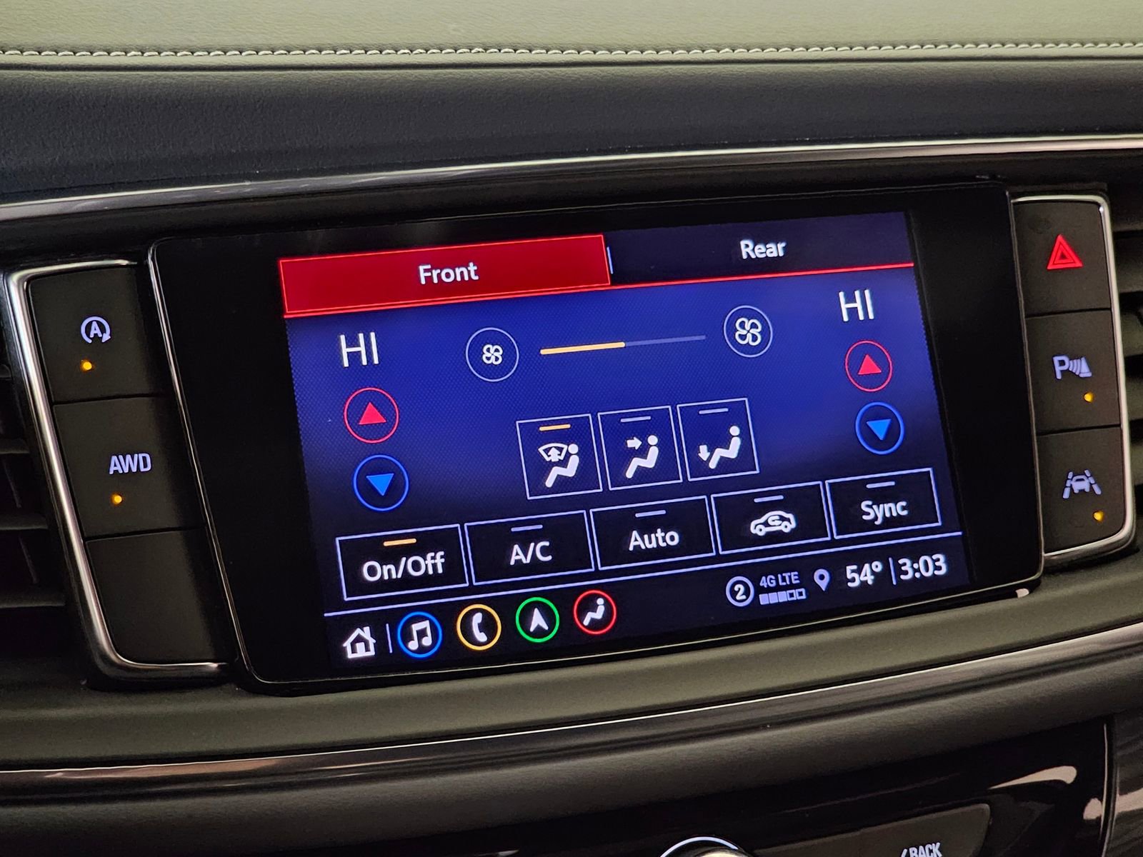 Used 2024 Buick Enclave Essence w/ Experience Buick Package image 26