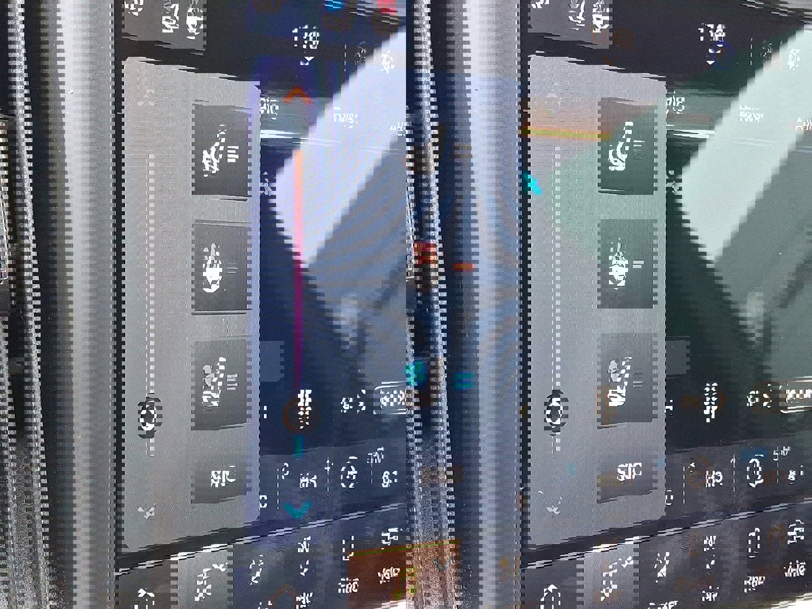 Used 2022 Maserati Levante F Tributo image 25