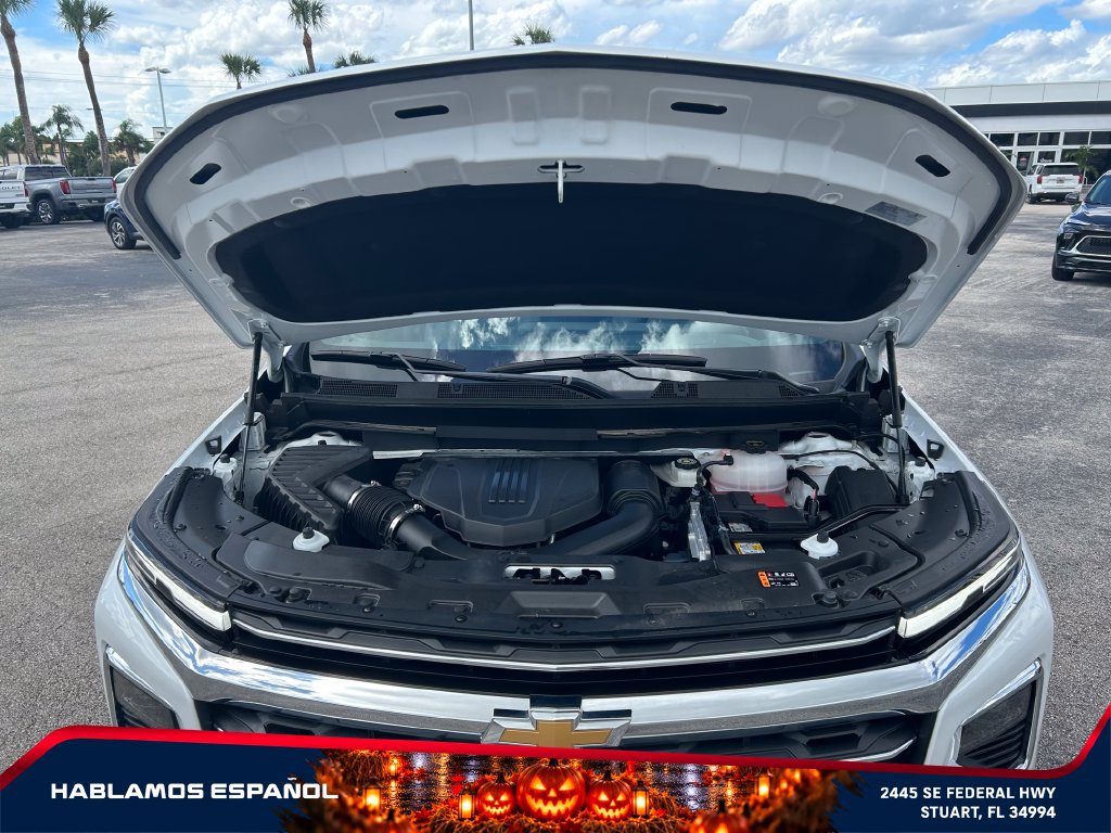 Used 2026 Chevrolet Traverse LT w/ Driver Confidence Package FWD image 11