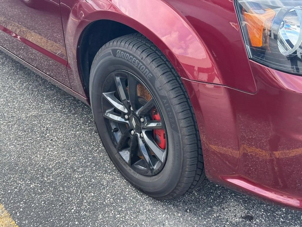 Used 2020 Dodge Grand Caravan SE FWD image 4
