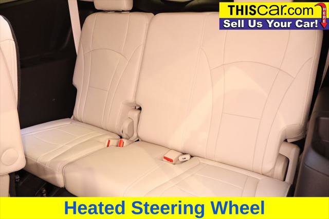 Used 2023 Buick Enclave Essence image 25