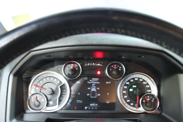 Used 2022 RAM 1500 Warlock AWD/4WD image 17