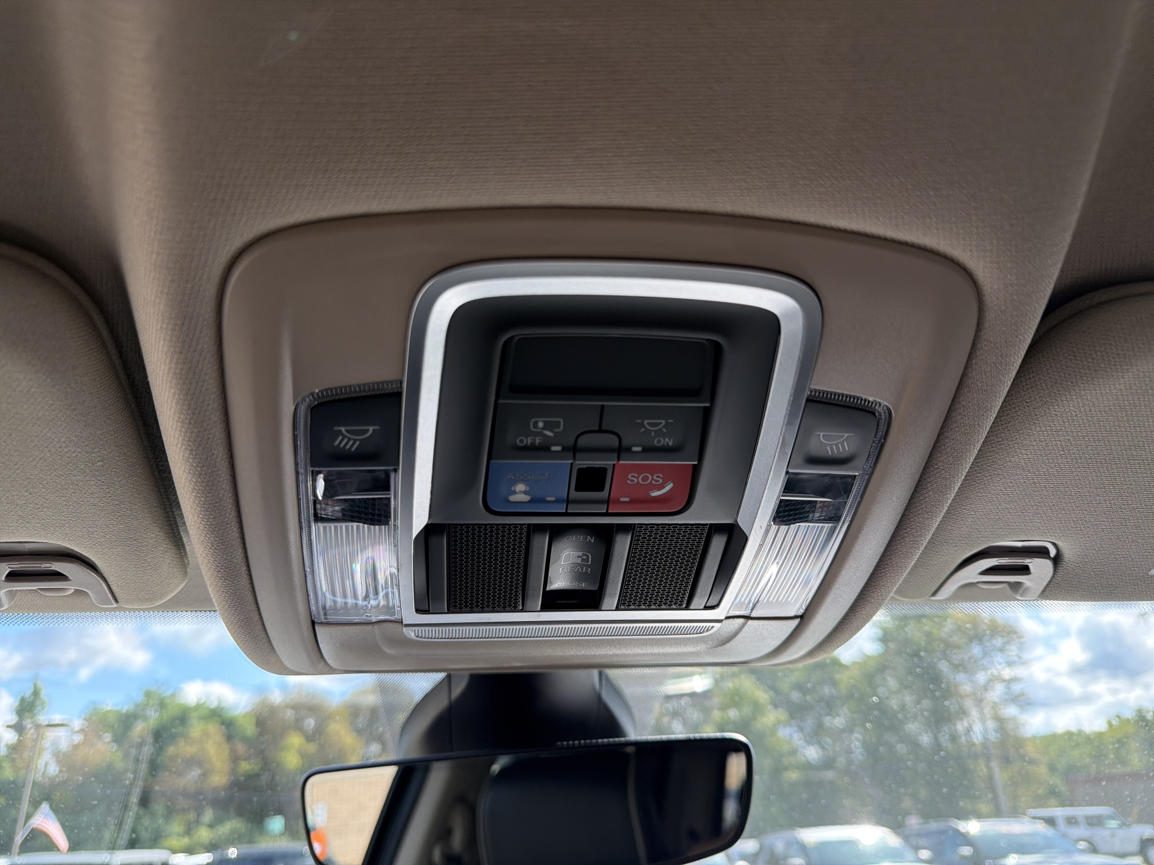 Used 2022 RAM 2500 Laramie AWD/4WD image 28