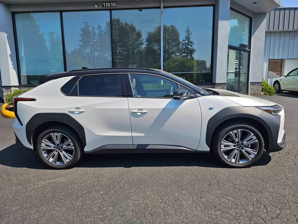 Used 2023 Subaru Solterra AWD image 8