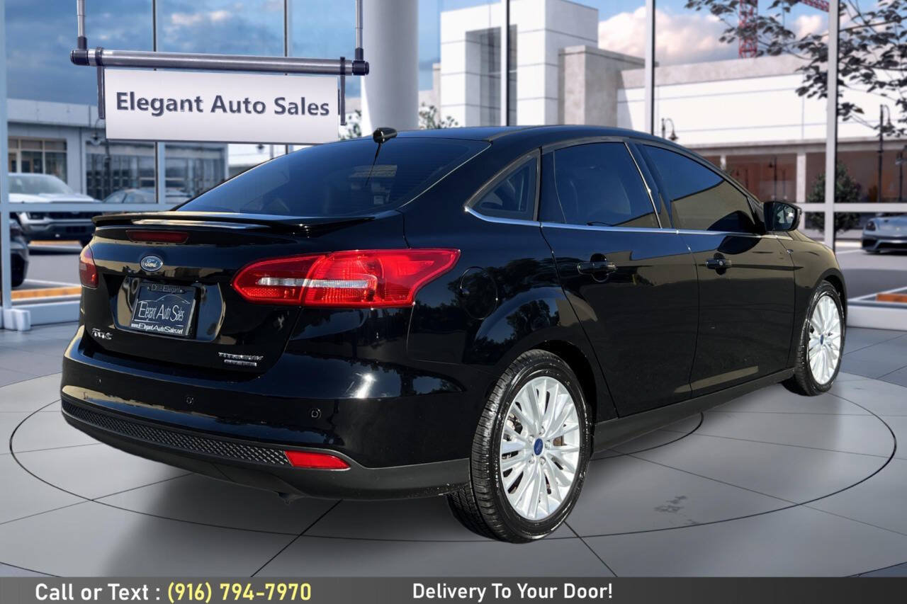 Used 2016 Ford Focus Titanium FWD image 5