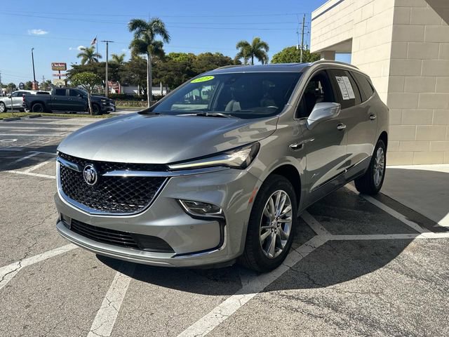 Used 2023 Buick Enclave Avenir w/ Avenir Technology Package image 2