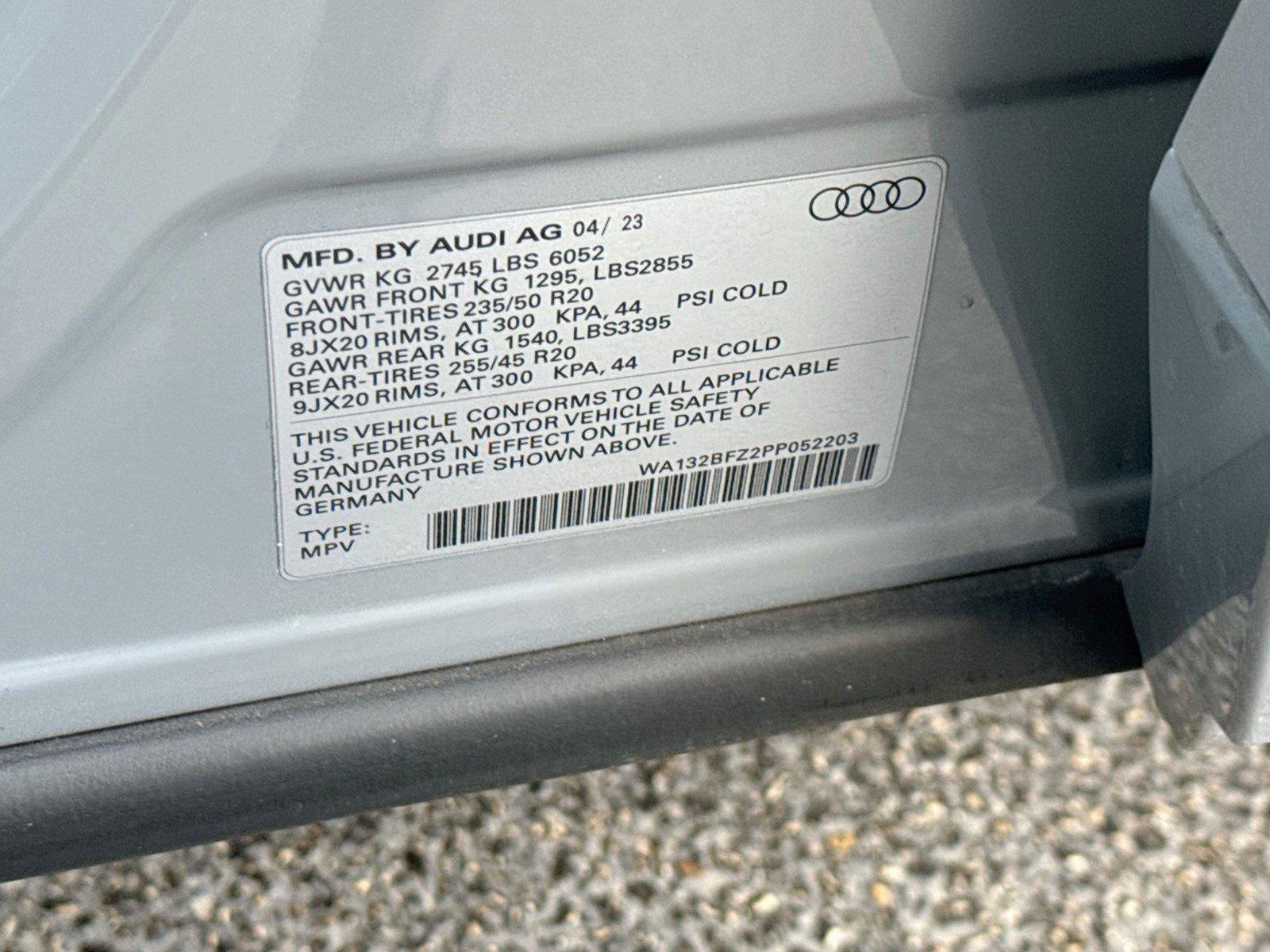 Used 2023 Audi Q4 e-tron Premium Plus AWD/4WD image 32