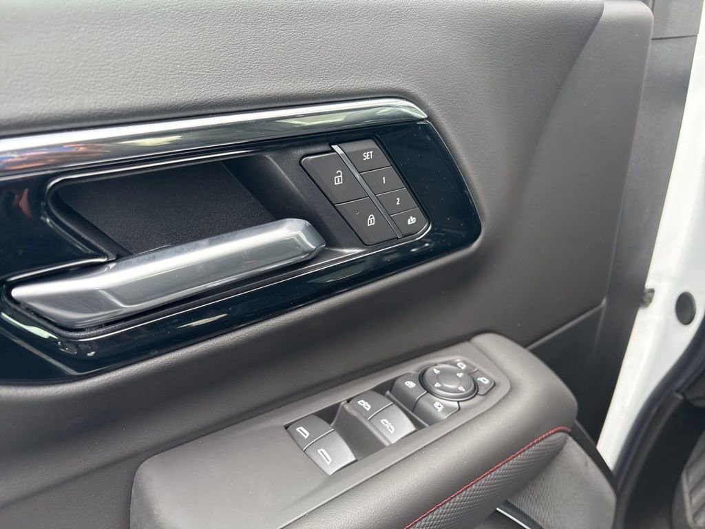 New 2026 Chevrolet Tahoe RST w/ Comfort Package AWD/4WD image 17