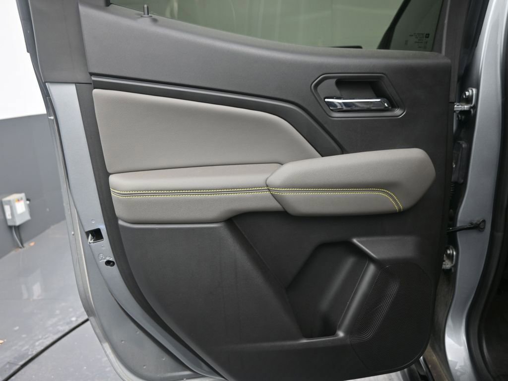 Used 2024 Chevrolet Colorado ZR2 w/ ZR2 Convenience Package III image 34