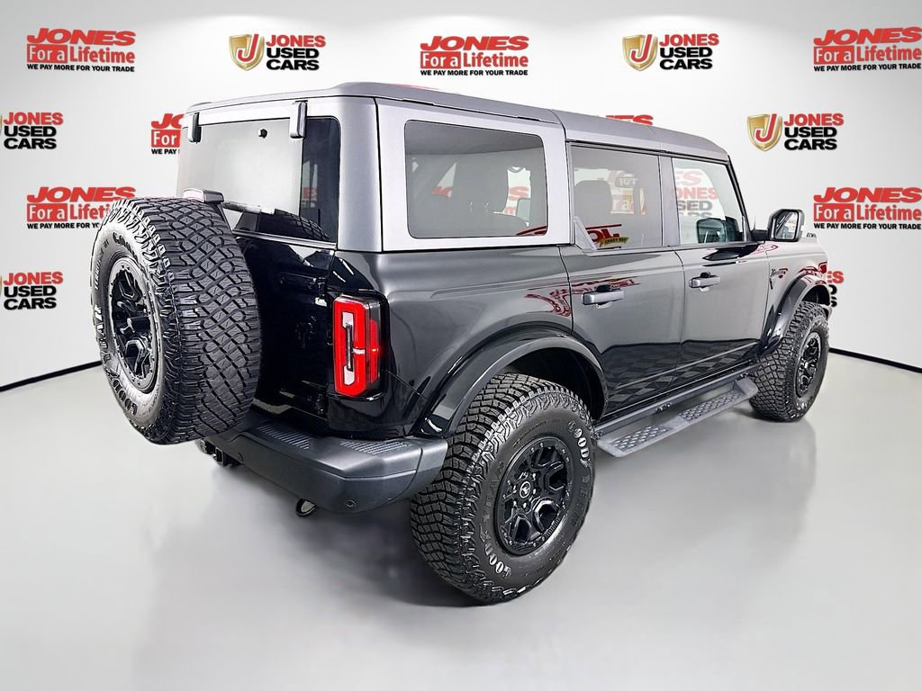 Used 2025 Ford Bronco Badlands image 16