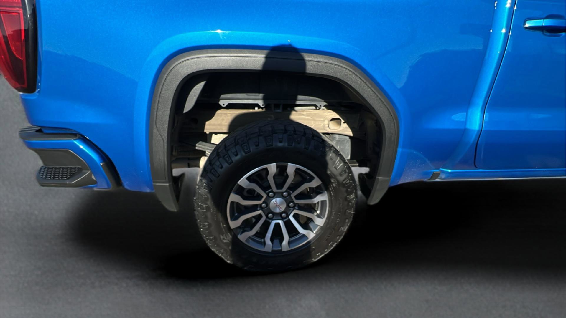 Used 2022 GMC Sierra 1500 AT4 w/ Technology Package image 15