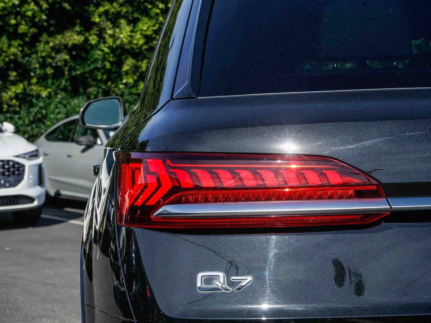 Used 2022 Audi Q7 Premium Plus w/ Premium Plus Package image 9