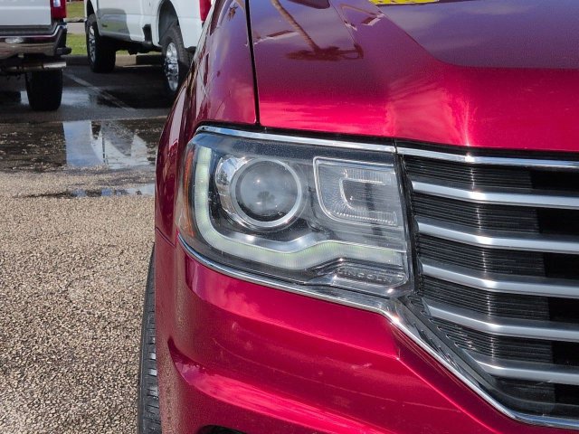 Used 2017 Lincoln Navigator Select RWD image 10
