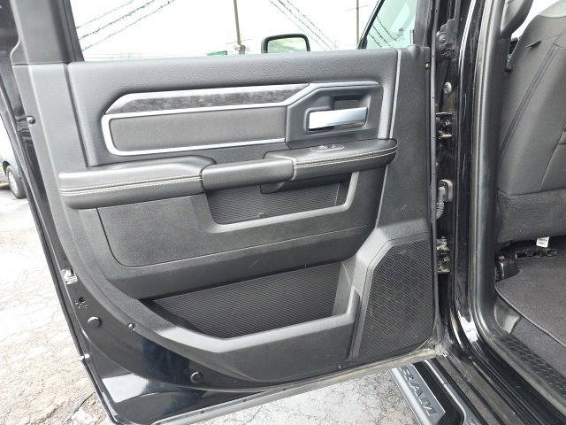 Used 2024 RAM 2500 Big Horn w/ Night Edition image 33