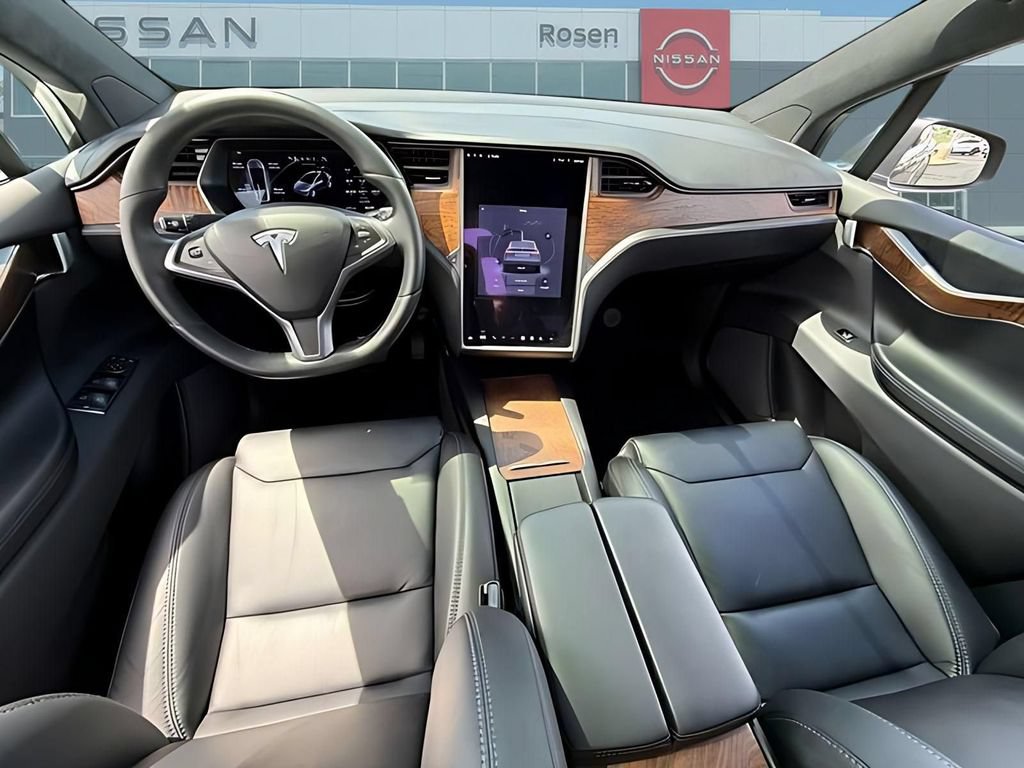 Used 2019 Tesla Model X Long Range AWD/4WD image 7