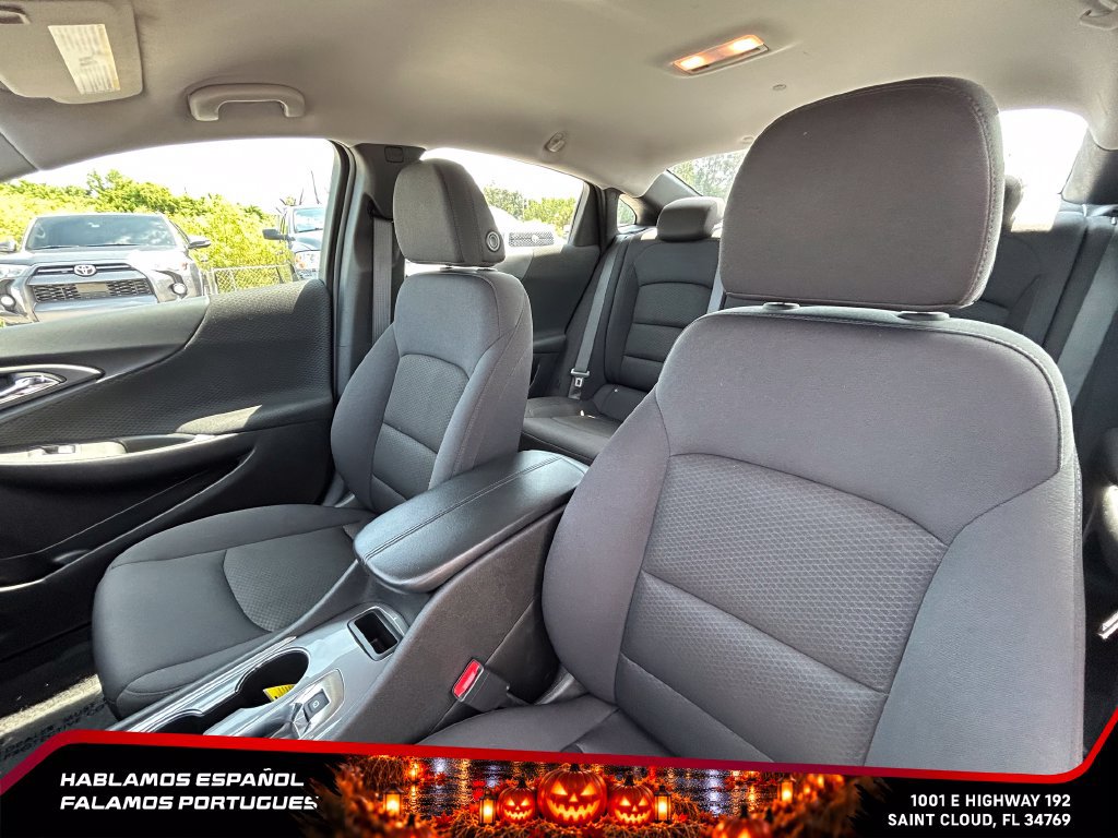 Used 2025 Chevrolet Malibu LT FWD image 14