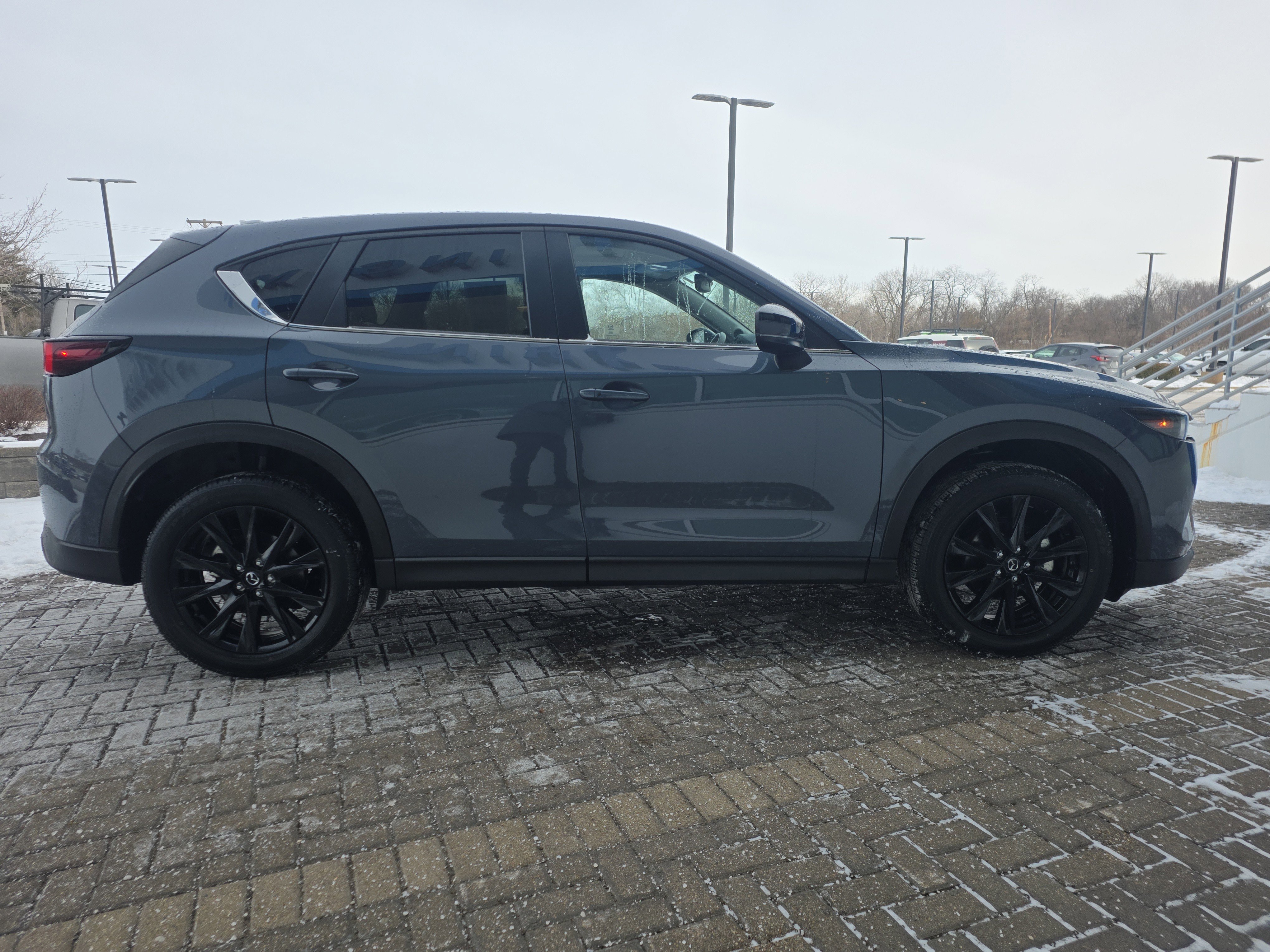 Used 2025 MAZDA CX-5 Carbon Edition image 6